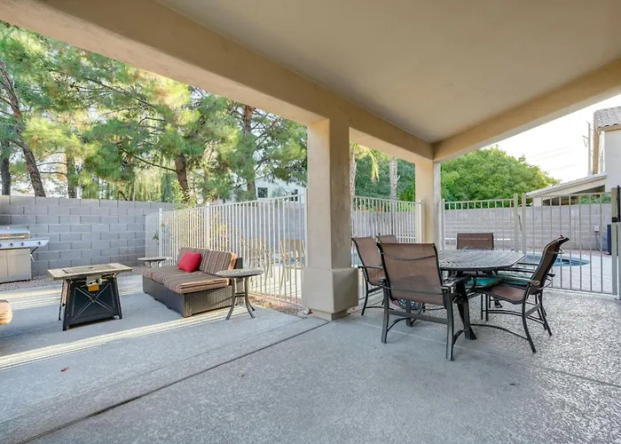Сasa de vacaciones Heated Pool & Putting Green: Chandler Home! *